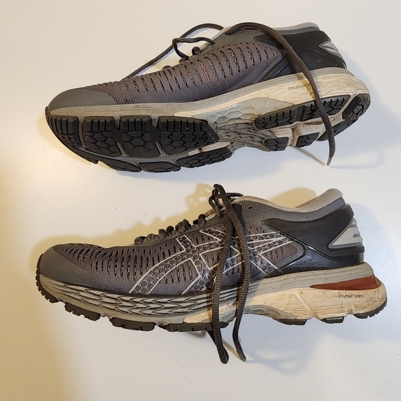 Asics women's Gel-Kayano Gray sneakers size 8 1/2 - Picture 6 of 12